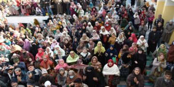 کشمیر: معراج العالم کے سلسلے میں واد ی بھر میں روح پرور مجالس، درگاہ حضرت بل میں سب سے بڑی تقریب منعقد