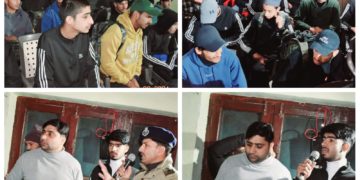 بھارت درشن اسٹڈی ٹور کیلئے  وادی کشمیر کے طلباء کاوفد روانہ