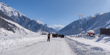 سونمرگ ایک اہم سیاحتی مقام کے طور پر ابھرا