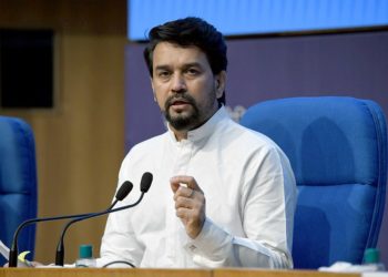 نوجوان ہندوستان کو ترقی یافتہ بنانے کا عہد کریں۔ انو راگ ٹھاکر