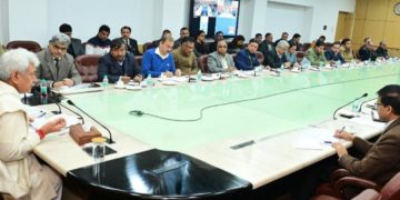 جموںو کشمیرکے حکام دستیاب فنڈز کا100فیصد استعمال کو یقینی بنائیں:لیفٹیننٹ گورنر