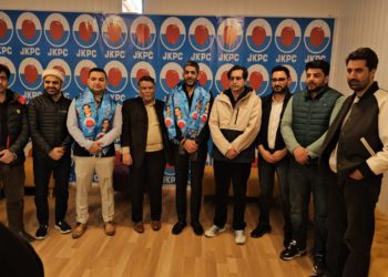 سجاد لون کی سماجی و سیاسی کارکن فیض ڈیجو اور منیب قریشی کی پی سی میں شمولیت پر خوش آمدید