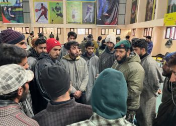 ترال میں فوجی کی جانب سے اگنی ویر اورنٹیشن کلاس کا ہتمام کیا
