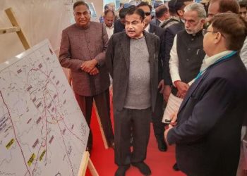 نتن گڈکری نے جموں و کشمیر میں قومی شاہراہ۔444 پر شوپیاں بائی پاس کی تعمیر کیلئے 224.44 کروڑ روپے مختص کئے