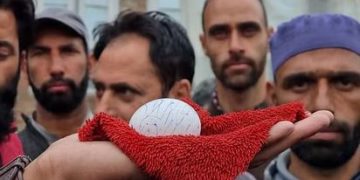 دولاکھ چھبیس ہزار تین سو پچاس کا انڈا !