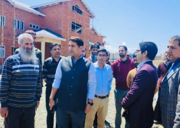 سیکرٹری منصوبہ بندی نے سری نگر اور بڈگام میں جے ٹی ایف آر بی کے کاموں کا معائینہ کیا