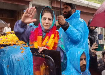 یہ الیکشن جموں و کشمیر کی حقیقی آواز پارلیمنٹ تک پہنچانے کیلئے ہے: محبوبہ مفتی