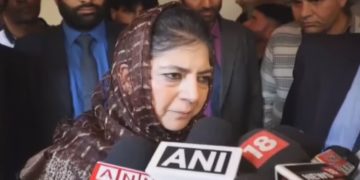 دفعہ 370 ہٹانے سے مسئلہ کشمیر ختم نہیں ہوا بلکہ اور پیچیدہ ہوگیا: محبوبہ مفتی