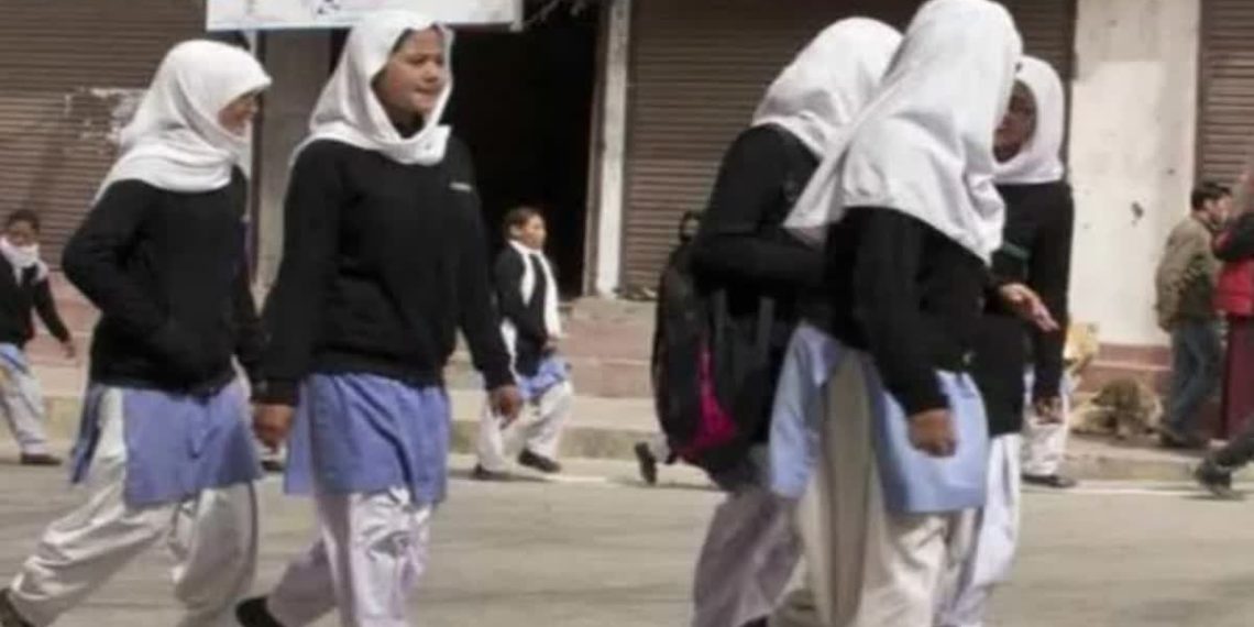 جموں کے اسکولوں میں یکم جون سے گرمائی تعطیلات