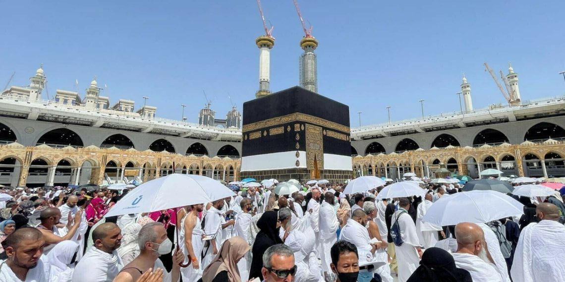 وزٹ ویزے کے حامل افراد کیلئے مکہ مکرمہ میں داخلے پر پابندی