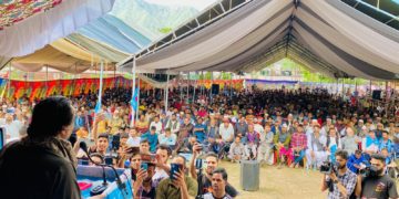 عمر عبداللہ کی شکست مظلوم کشمیریوں کی جیت کی علامت ہوگی۔سجاد لون