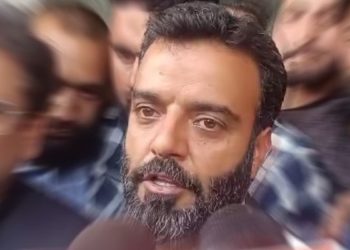 سرینگر سے روح اللہ مہدی فاتح، مداحوں میں خوشی