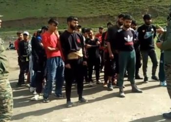 فوج نے وادی گریز میں بے روزگاری سے نمٹنے کے لیے پورٹر بھرتی ریلی کا اہتمام کیا