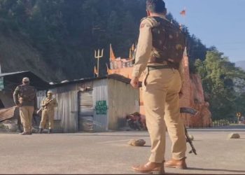 کٹھوعہ کے بعد ڈوڈہ میں بھی انکاؤنٹر جاری، چھ سکیورٹی اہلکاروں کے زخمی ہونے کی اطلاع