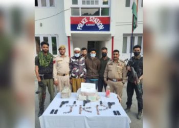 شمالی کشمیر میں نارکو ٹیرر ماڈیول بے نقاب؛ منشیات اور ہتھیار ضبط