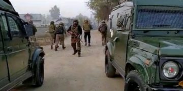 ڈوڈہ انکاؤنٹر میں دو عسکریت پسند ہلاک، پولیس اہلکار زخمی