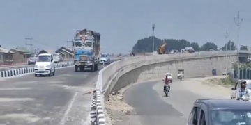 سرینگر میں بمنہ فلائی اوور کو عوام کےلئے کھول دیا گیا