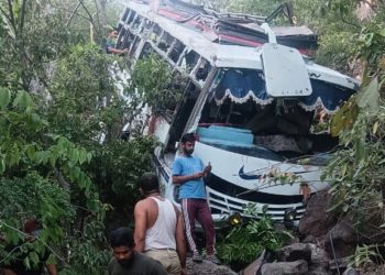 جموں میں دہشت گردوں کا حملہ، 9 افراد ہلاک