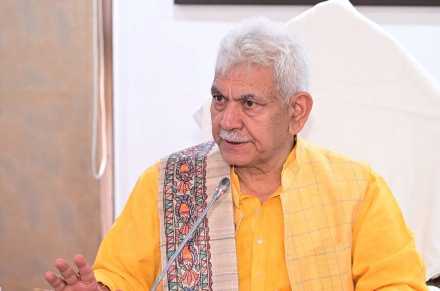 امرناتھ یاتری جموں کشمیر کے برانڈ ایمبیسیڈر ہیں۔ لیفٹیننٹ گورنر