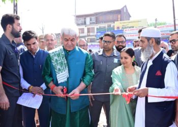 ماحولیات کے تحفظ کے لیے مل کر کام کرنے کی ضرورت: ایل جی منوج سنہا
