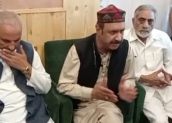 بشارت بخاری کی پانچ برسوں میں تیسری پلٹی