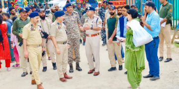 آئی جی پی کشمیر نے امرناتھ یاترا کے لیے پہلگام میں سیکورٹی میٹنگ کا جائزہ لیا