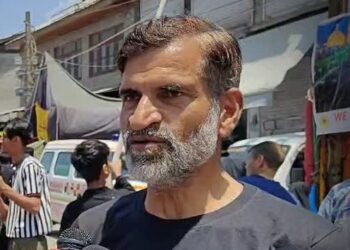 کشمیرمیں عاشورہ جلوس کے دوران ہندو مسلم اتحاد کی جھلک