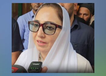 کشمیر میں اب ٹیررزم کے بجائے ٹورازم کی بات ہو رہی ہے ۔ درخشاں اندرابی