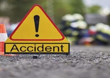 اناؤ میں بڑا حادثہ، بہار سے دہلی جارہی بس دودھ کے کنٹینر سے ٹکرائی، 18 ہلاک