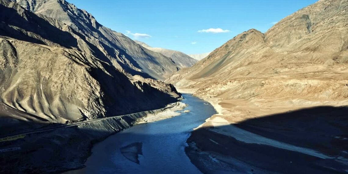 جموں و کشمیر اسمبلی انتخابات سے قبل لداخ کو ریاست کا درجہ دینے کا مطالبہ، دہلی تک پیدل مارچ کی منصوبہ بندی