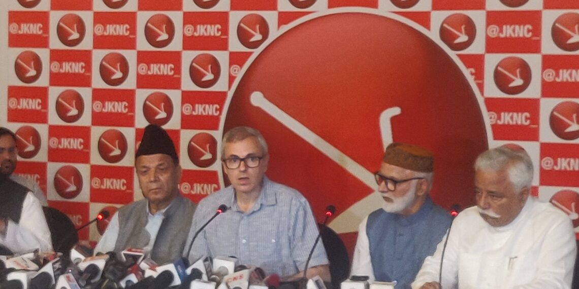 سیٹ شیئرنگ کے معاملے پر کانگریس لیڈر شپ کے ساتھ عنقریب گفت وشنید ہوگی:عمر عبداللہ