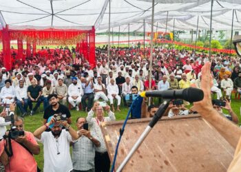 نئے جموں کشمیر کے نام پر یہاں صرف تباہی ہوئی: عمر عبداللہ