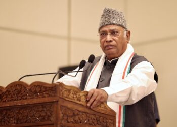 اگر انڈیا اتحاد کو مزید 25 نشستیں مل جاتیں تو راہل گاندھی وزیر اعظم ہوتے :ملکا ارجن کھڑکے