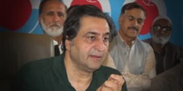 سجاد غنی لون کا ہندوارہ اور کپوارہ سے کاغذات نامزدگی داخل