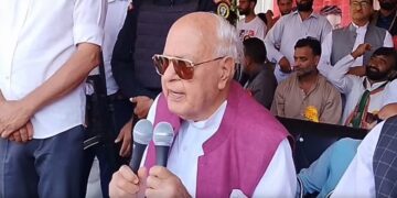 ہم اس بھارت کے ساتھ نہیں ہیں جہاں زبردستی مذہبی تبدیلیاں کرائی جاتی ہیں: فاروق عبداللہ