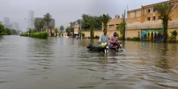 پاکستان میں بارش سے متعلق حادثات میں 293 ہلاک، 564 زخمی