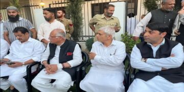 سابق ایم ایل اے نظام الدین بٹ کانگریس میں شامل