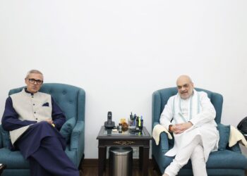 جموں و کشمیر کے وزیر اعلیٰ عمر عبداللہ نے مرکزی وزیر داخلہ امیت شاہ سے ملاقات کی
