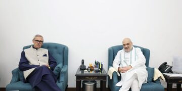 جموں و کشمیر کے وزیر اعلیٰ عمر عبداللہ نے مرکزی وزیر داخلہ امیت شاہ سے ملاقات کی