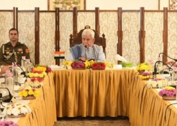 ایل جی منوج سنہا نے سیکورٹی منظر نامے کا جائزہ لیا