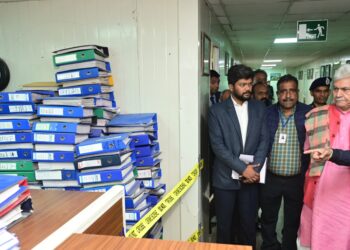 گاندربل حملہ، ايل جي منوج سنہا، پولیس سربراہ نے کیا گگن گیر کا دورہ