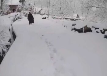 جموں و کشمیر شدید سردی کی گرفت میں، درجہ حرارت مائنس 19 ڈگری سینٹی گریڈ سے نیچے