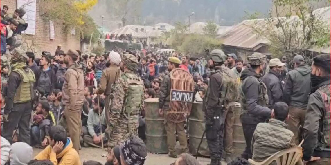 بارہمولہ: فوج میں بھرتی کے لیے ہزاروں نوجوانوں کا ہجوم امڈ پڑا