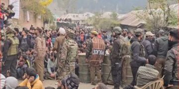 بارہمولہ: فوج میں بھرتی کے لیے ہزاروں نوجوانوں کا ہجوم امڈ پڑا