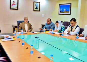 عمر عبداللہ حکومت قواعد و ضوابط کے بغیر بے اختیار، کابینہ کی ذیلی کمیٹی قائم