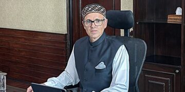 عبداللہ حکومت کا کام کاج ٹھپ