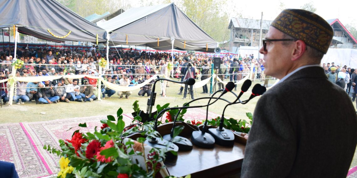 دفعہ 370 کی بحالی کا معاملہ: ہم نے ایک ایسی قرارداد پاس کی جس سے مرکزی سرکار بھی نظرا نداز نہیں کرسکتی :عمر عبداللہ
