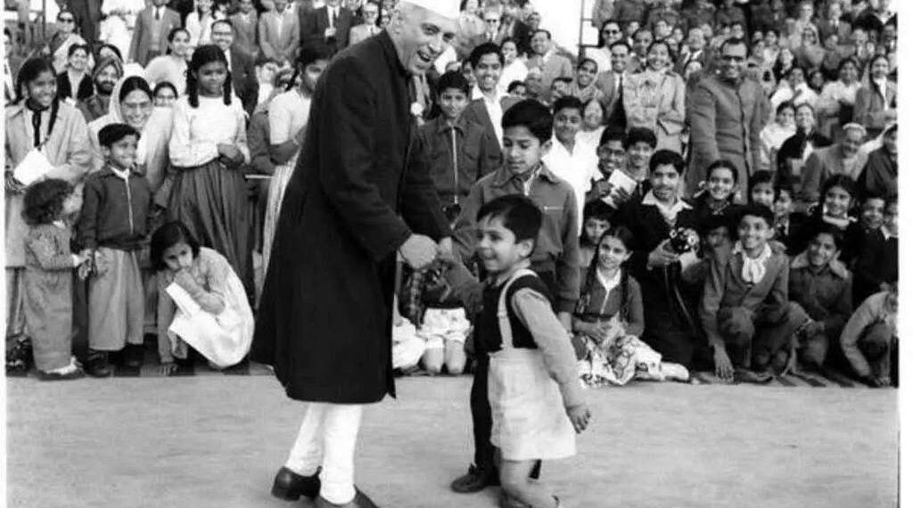 چاچا نہرو کے نڈر اور مولویوں کے نکمے بچے