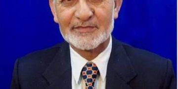 سابق وائس چانسلر پروفیسر واحد قریشی انتقال کر گئے