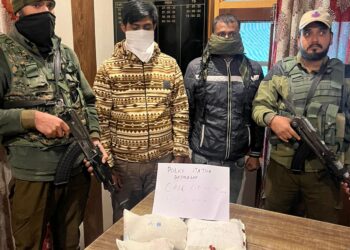 سرینگر میں کروڑوں روپے مالیت کی منشیات ضبط، دہلی کے دو باشندے گرفتار
